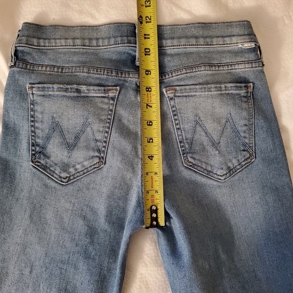 EUC MOTHER The Rascal Slit Undone Hem Jean Sz 28 Light Wash - Picture 11 of 15